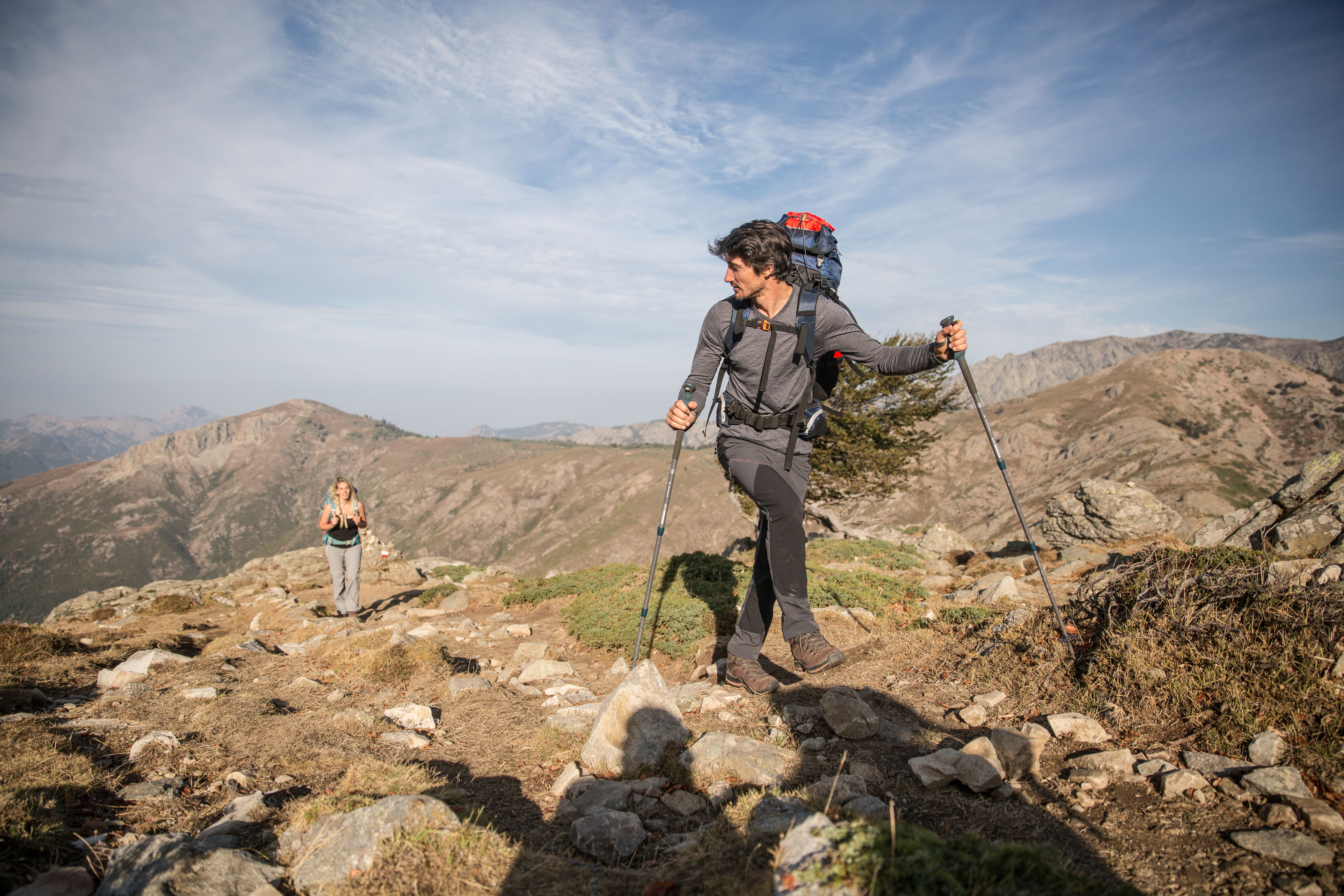 4 Health Benefits of Using Hiking Poles